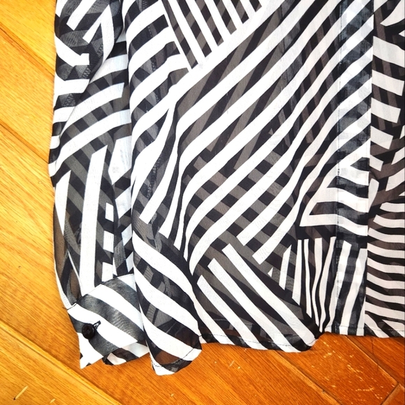 Metaphor medium black and white striped long sleeved sheer blouse - Picture 6 of 9
